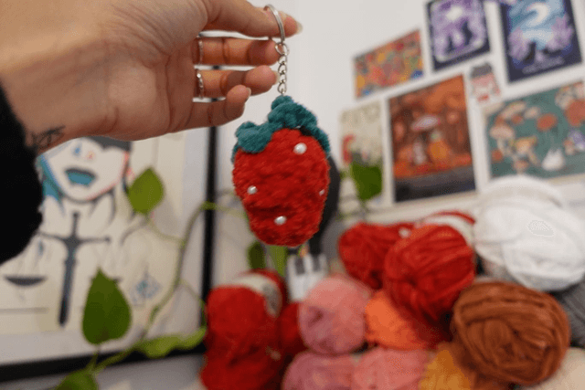 Cuties fruities | Charm de sac fraise en crochet🍓