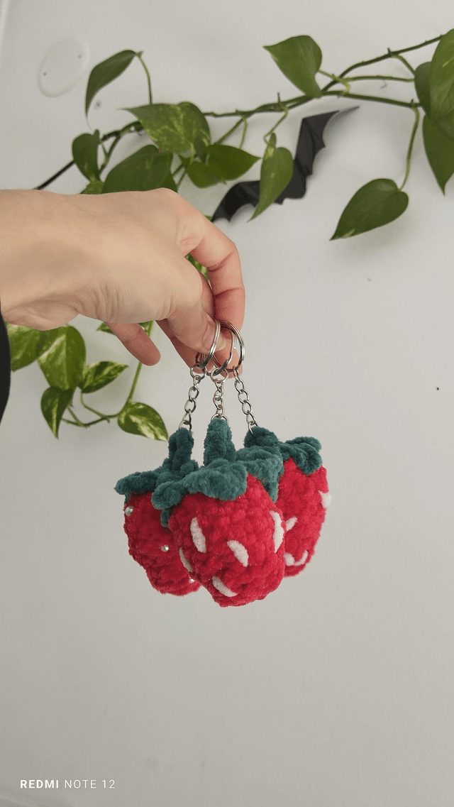 Cuties fruities | Charm de sac fraise en crochet🍓