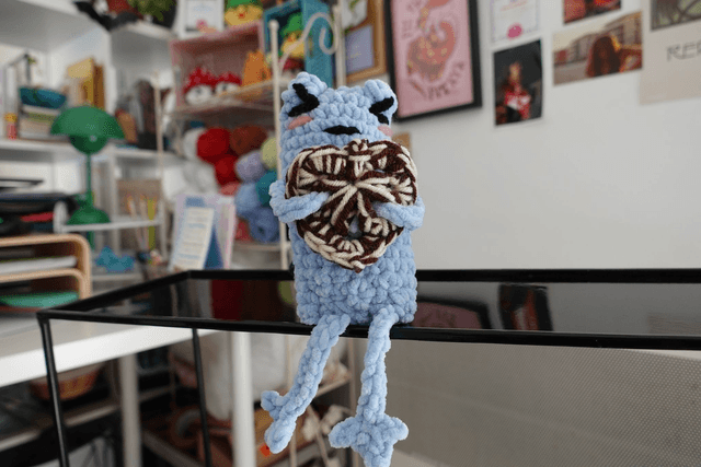 Froggy Lover : Grenouille bleu en crochet pour déclarer son amour